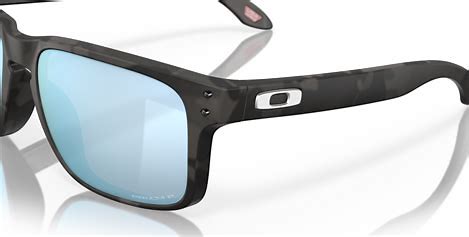 Holbrook Matte Black Camo w/ Prizm Deep Water Polarized