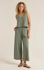 Sloane V-Neck Top Palm Green