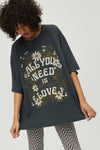 All you need is love tee in vintage black